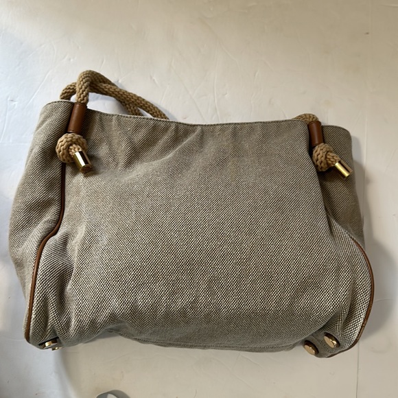 Michael kors bag - Picture 5 of 13